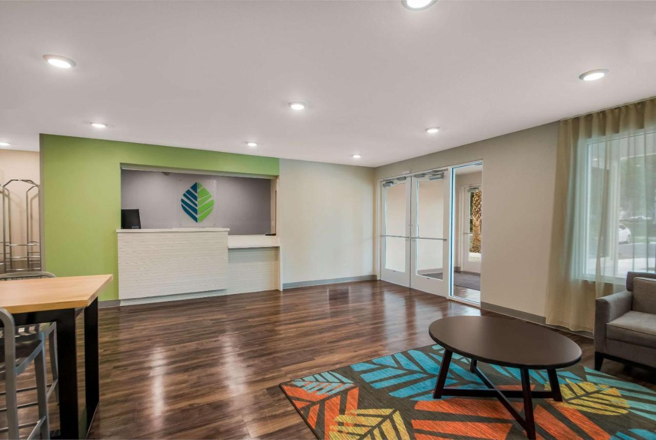 Woodspring Suites 因弗内斯 外观 照片