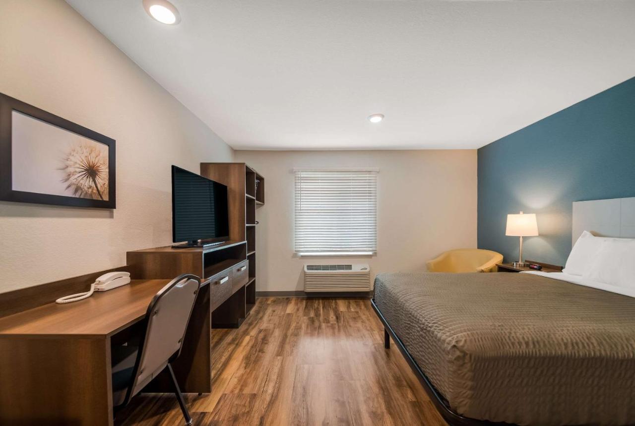 Woodspring Suites 因弗内斯 外观 照片