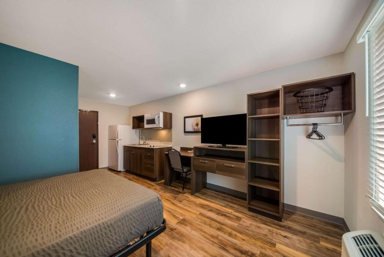 Woodspring Suites 因弗内斯 外观 照片